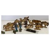 Vtg Cast Iron Animals & soldiers
