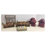 Birdhouses & Mini Terracotta Planters