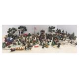 Christmas Village Figurines & Accessories