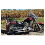 1999 Victory V92C Motorcycle