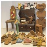 Wooden Kitchen & Heart Decor