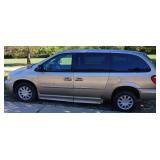 2003 Chrysler Town and Country