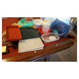Misc Tupperware items
