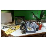 Misc house decor and wall hangers