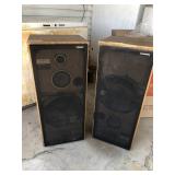 Pair of pioneer 3 way speaker system speakers