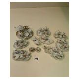 Occupied Japan miniature tea sets