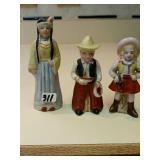 Occupied Japan cowboy and cowgirl figurine,