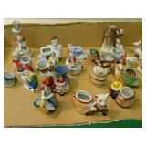 Occupied Japan miniature bud vases