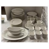 Classic Gold China set
 1998