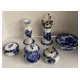 Flo blue dresser set