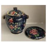 Vintage large Chinese vase ginger jar