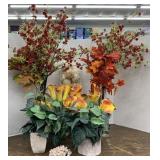 Assorted lot of artificial plants