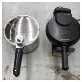 Pressure cooker with 4 settings and waffle maker