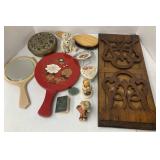 Assorted items including Mirrors, Knick knacks