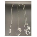 Assorted Walking dead necklaces sizes range from