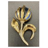 Vintage  Floral rhinestone brooch
