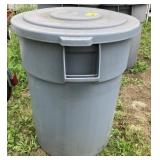Rubbermaid Brute container 55 gal