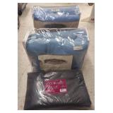 Lot of 3 King-Sized Comforters