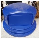 Rubbermaid Blue Trashcan Lid