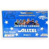 Ryan Newman #12 Justice League 1:24 Die-Cast,