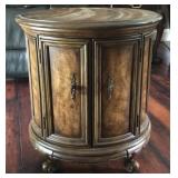 Weiman Tables round wooden end table 20x22"