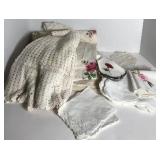 Lot of assorted embroidered hanker chiefs,