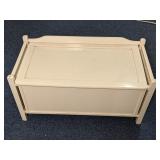 Vintage Toy Chest 
32x16x17"