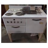 Vtg Hotpoint Electric Enamel Range