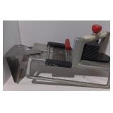 Vtg Insta Slice by Lincoln Redco Tomato Slicer