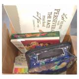 Box w/Games, Notre Dame Throw, Home Decor