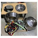 Lot including various dog bowls / leashes