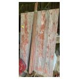 Single sliding barn door with track