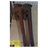 Pair of pipe wrenches bidding on 1x2