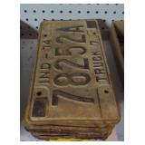 Various Vtg license plates