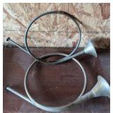 2 Vintage brass decorative horns