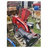 Troy-Bilt Chipper/Vac 8HP Briggs & Stratton
