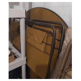 (G) Circular Folding Table 40" diameter with