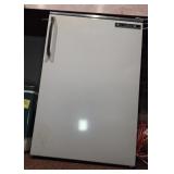 (G) Lantz mini fridge