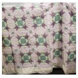 (AO)Old quilt.  In good condition.  Appr.