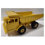 (DJ) Vtg 12" Ertl International Harvester Pay