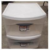 (DJ) Lot of two plasic Sterilite ClearView