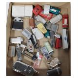 (DL) flat of lighters