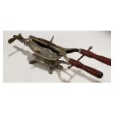 (AB) Vintage Curling Iron Heater With Turtle