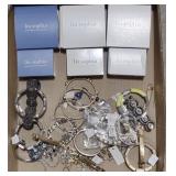 (AI) Flat Jewelry Bracelets Necklaces