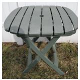 Folding plastic patio table, 27 3/4" x 29 1/2"