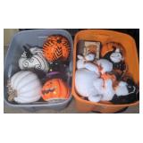 Pair of totes w/ various ceramic pumpkins
