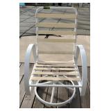 Metal swiveling patio chairs, 23 1/4" W x 37 1/4"