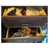 Content of drawers w/ scarves hats ear muffs and