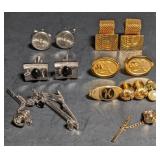 Lot of cufflinks