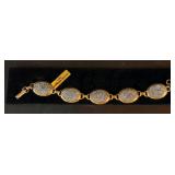 Bracelet w/ Genuine Diamond Dust